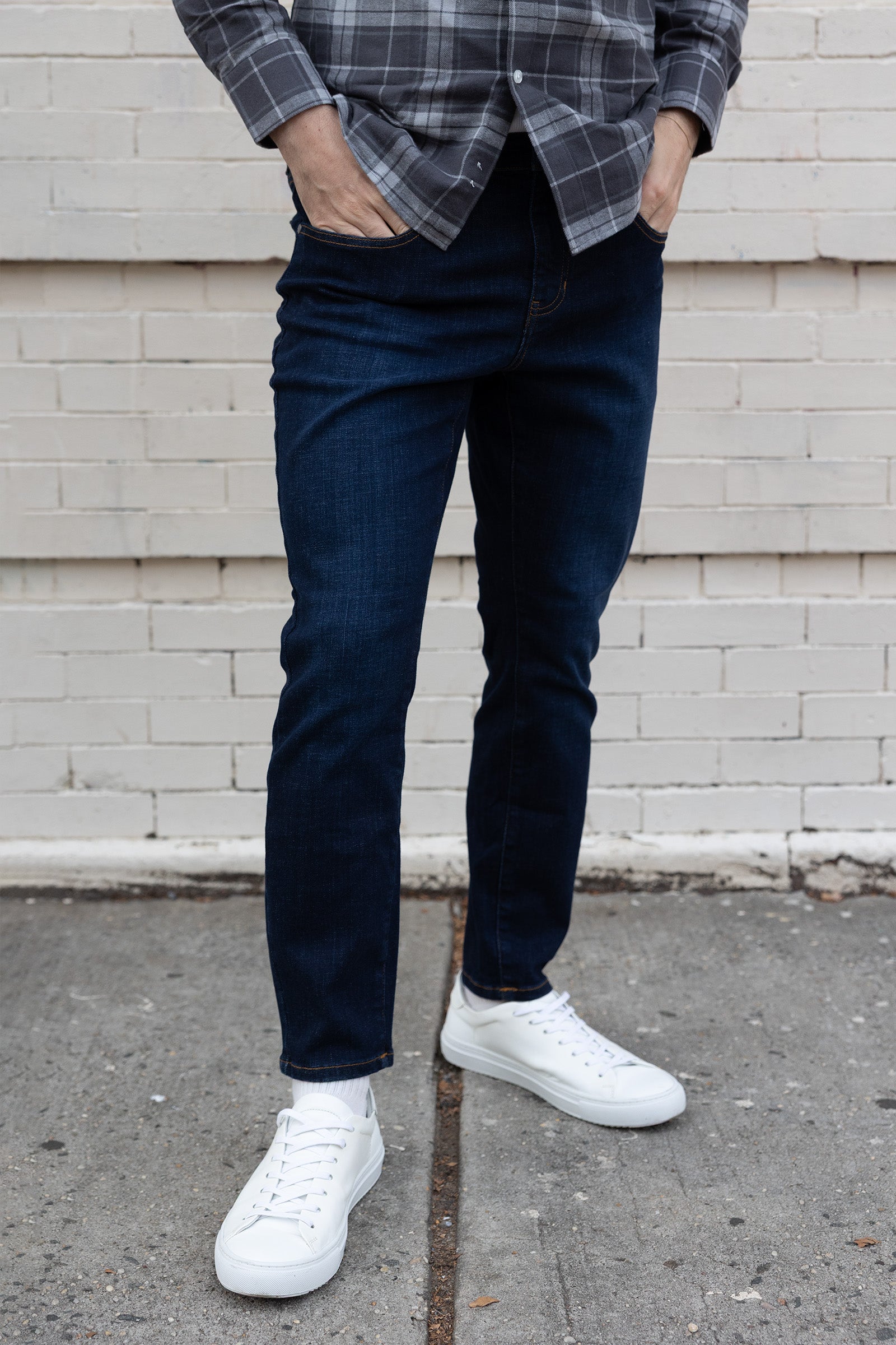 Core Extra Stretch Jeans Dark Wash