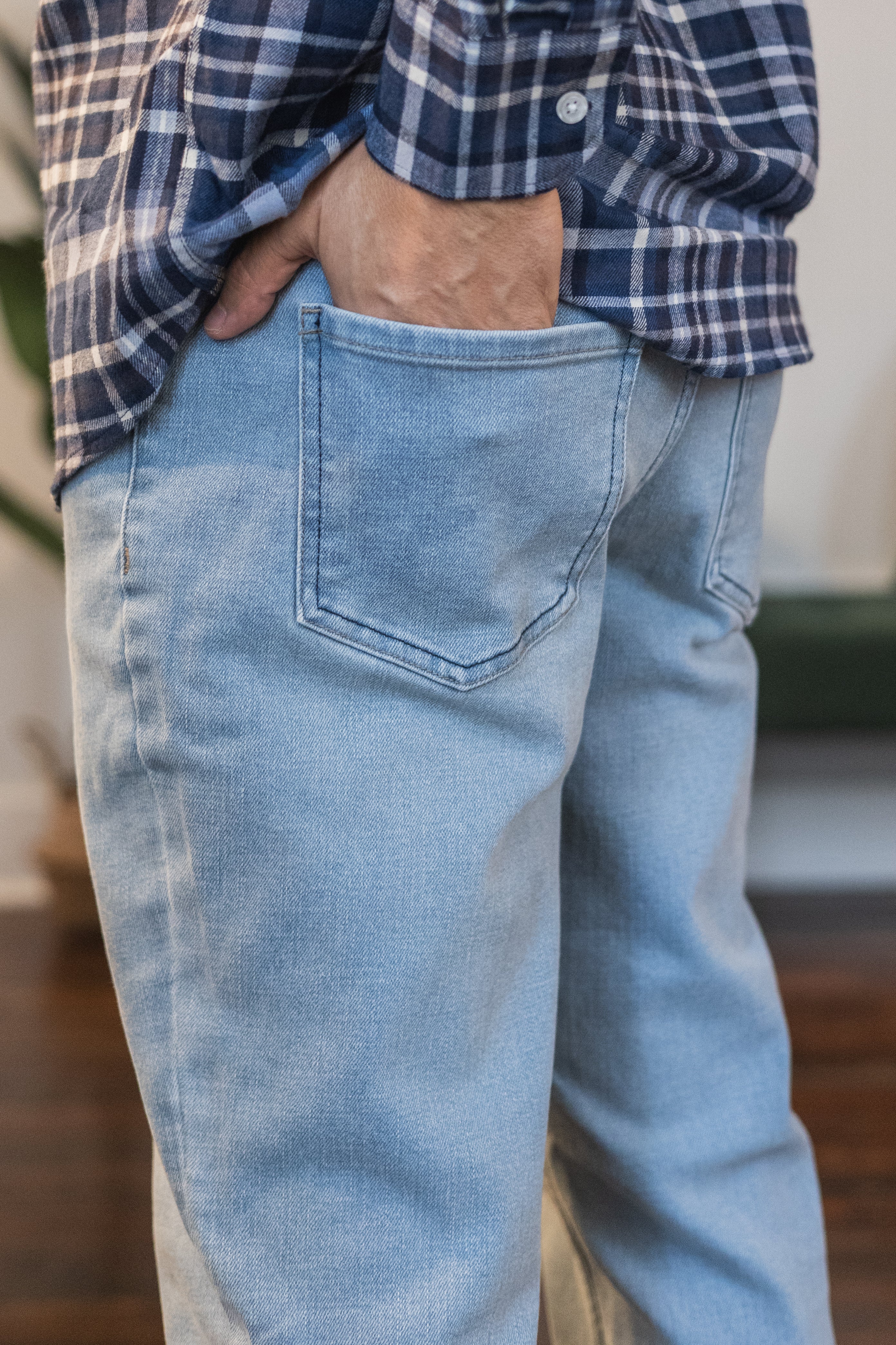 Straight Fit Stretch Jeans Light Wash