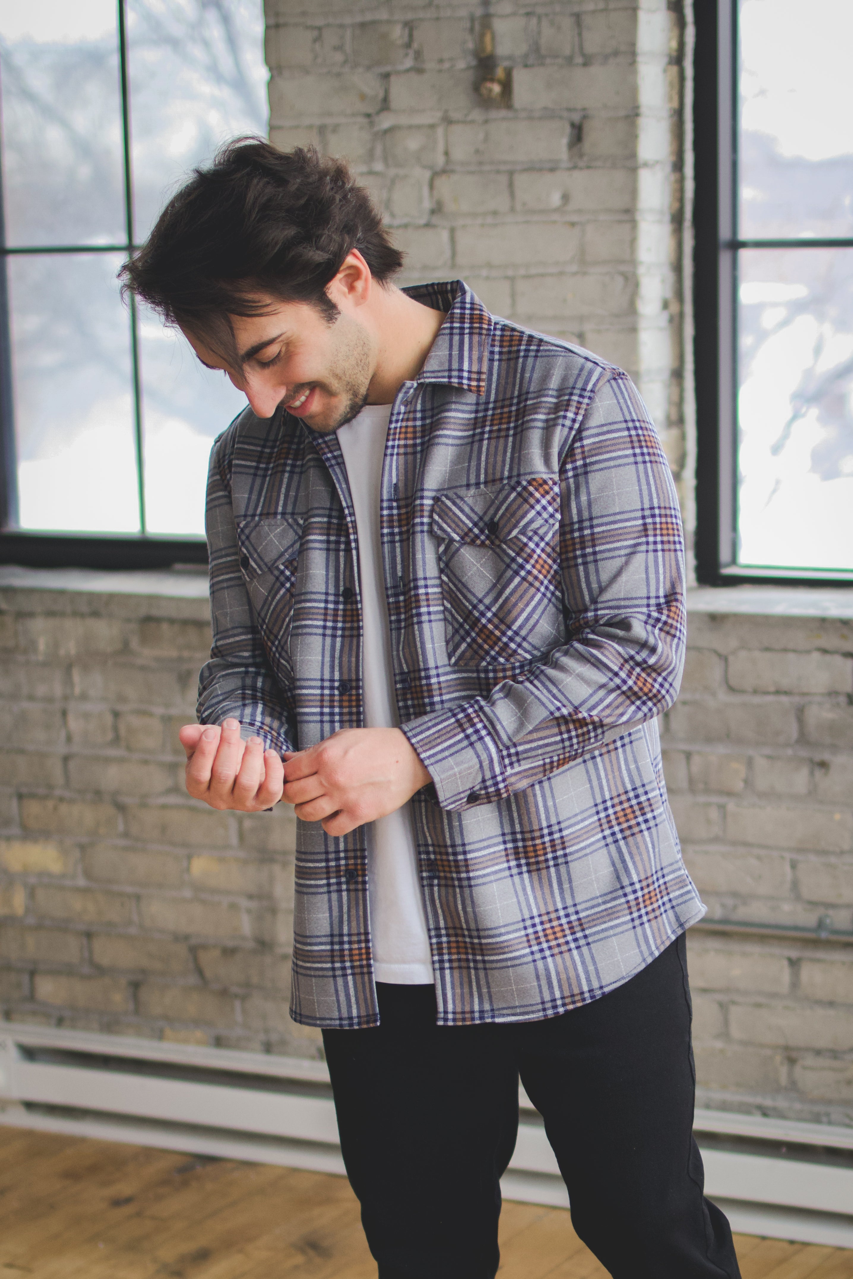 Cozy Overshirt Gray Plaid