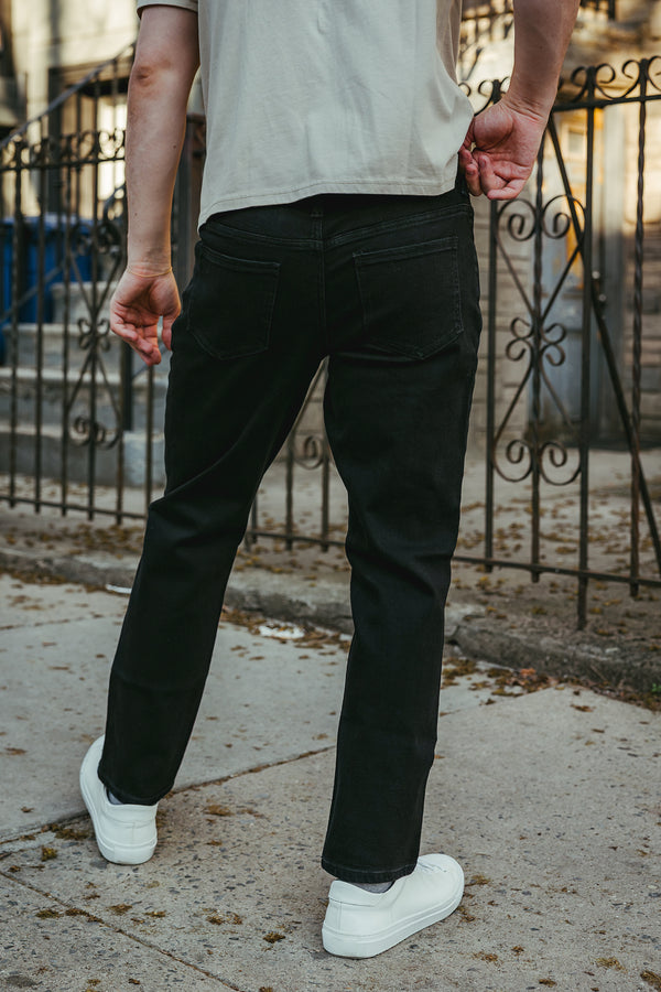 Straight Fit Stretch Jeans Black