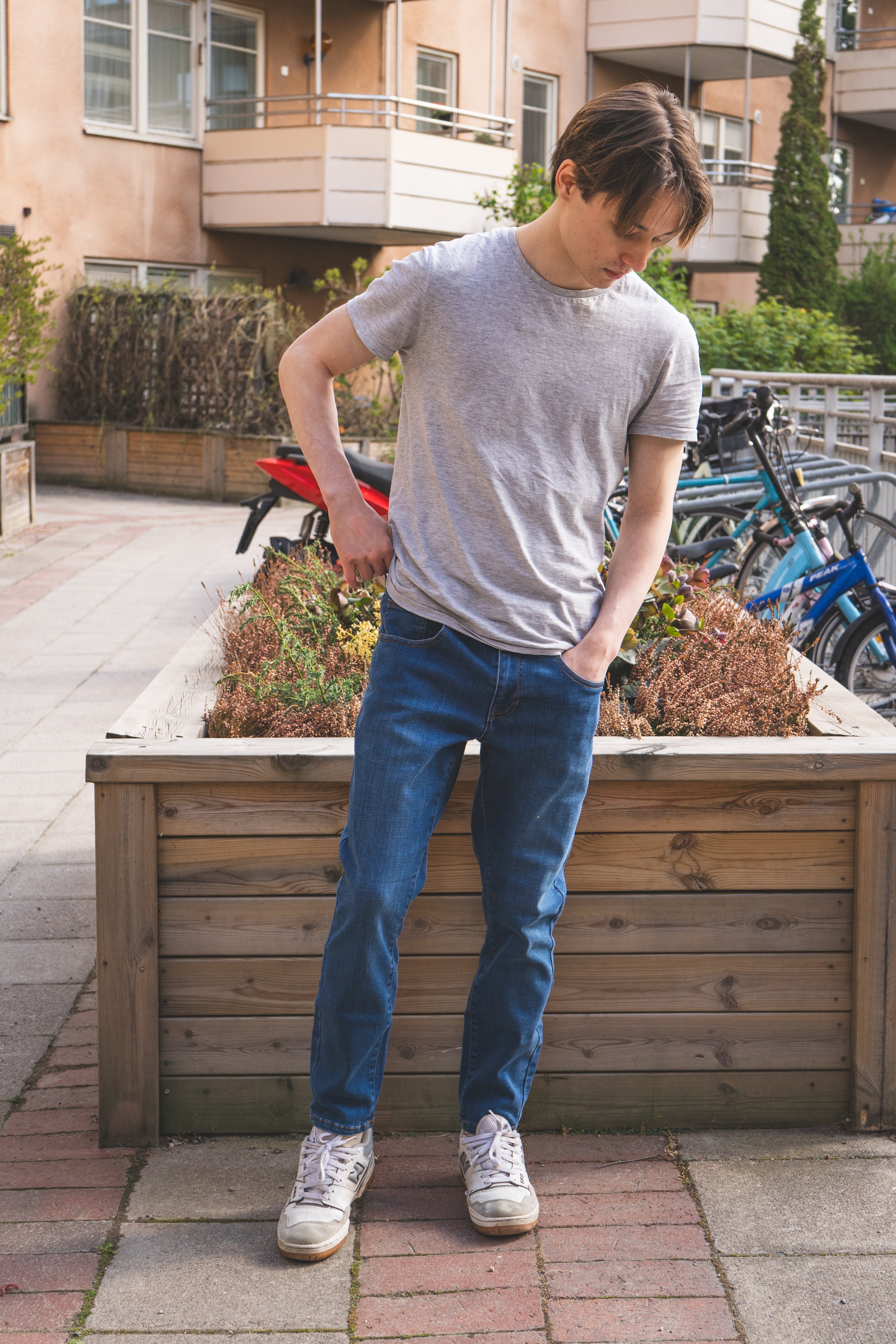 Core Extra Stretch Jeans Medium Wash