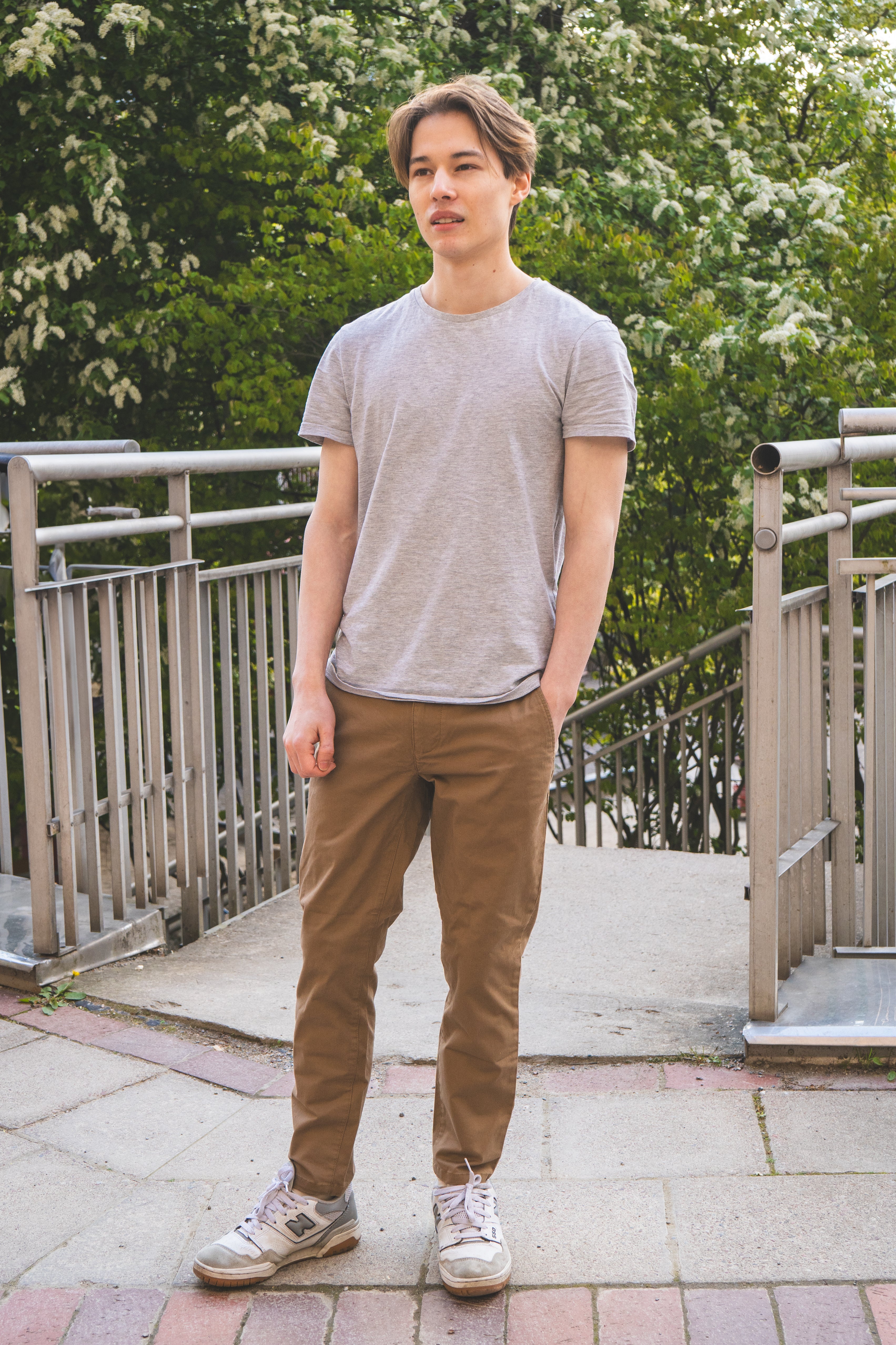 Core Stretch Chino Almond