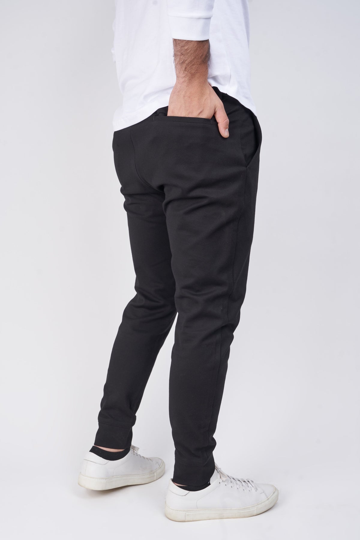 Mason Omni-Stretch Knit Jogger Black