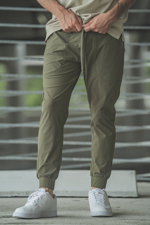 Pace Performance Jogger Olive