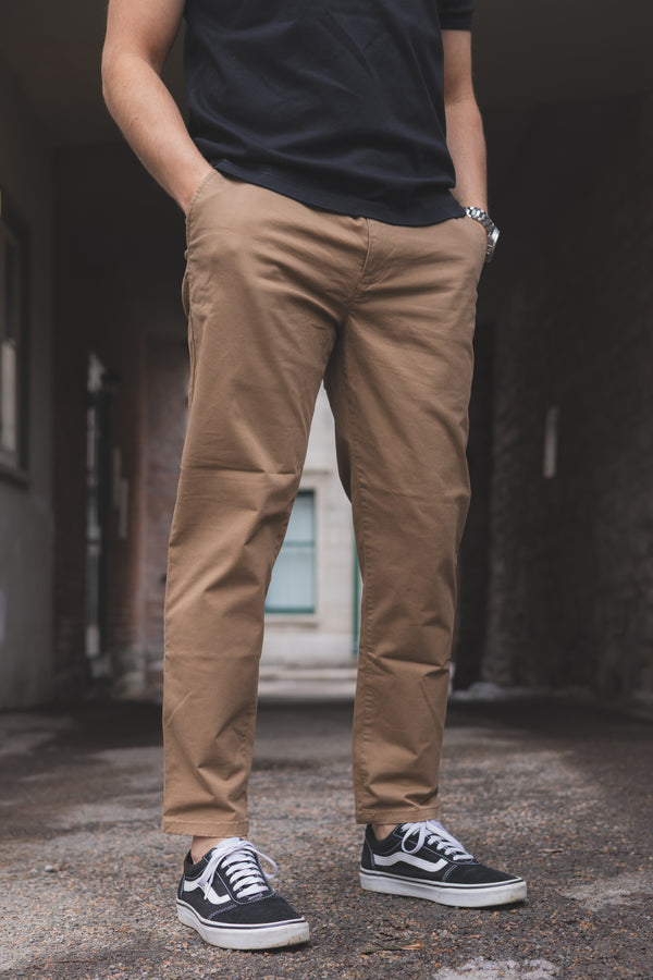 Core Stretch Chino Almond
