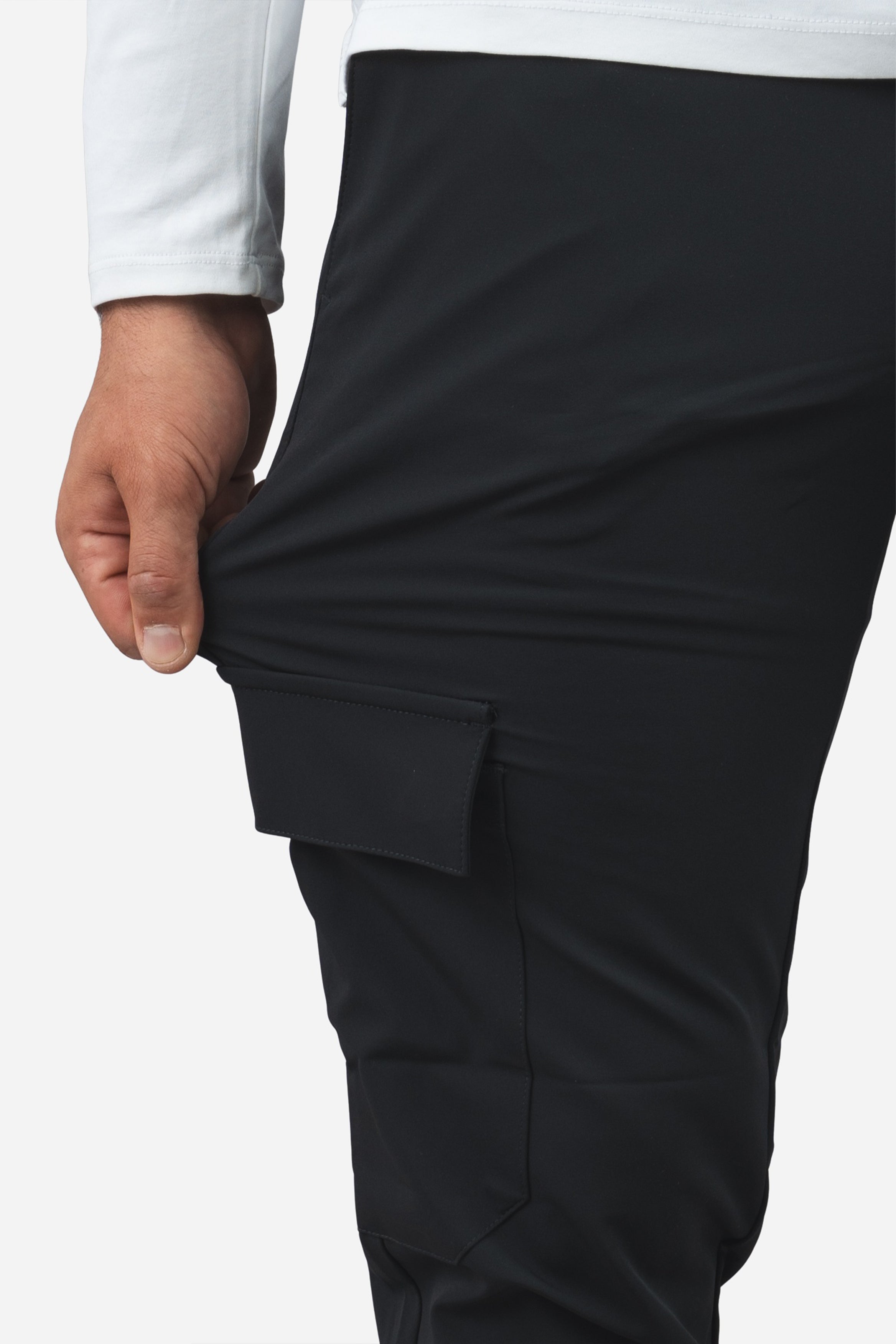 Tech Cargo Pants Black
